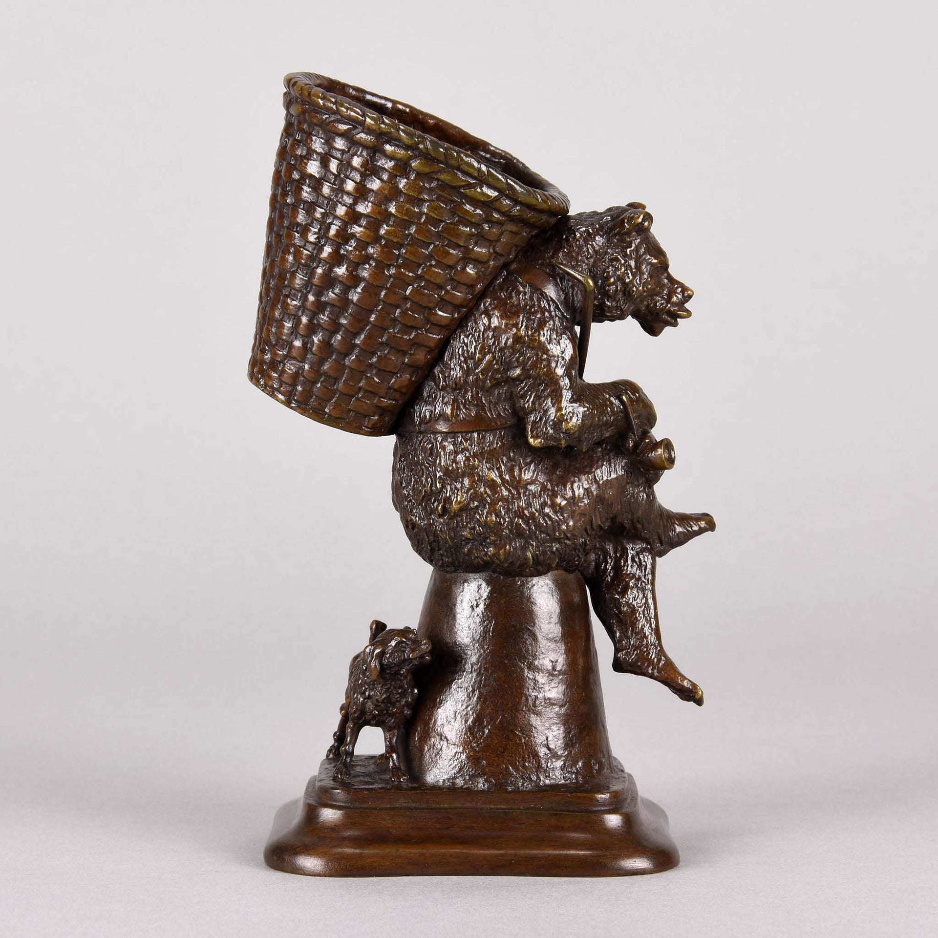 Bear and dog bronze by fratin