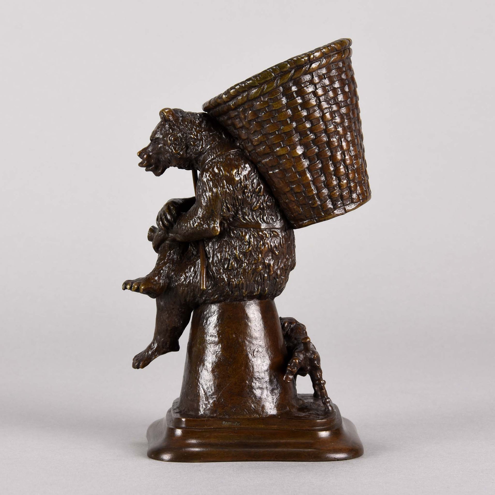 Bear and dog bronze by fratin