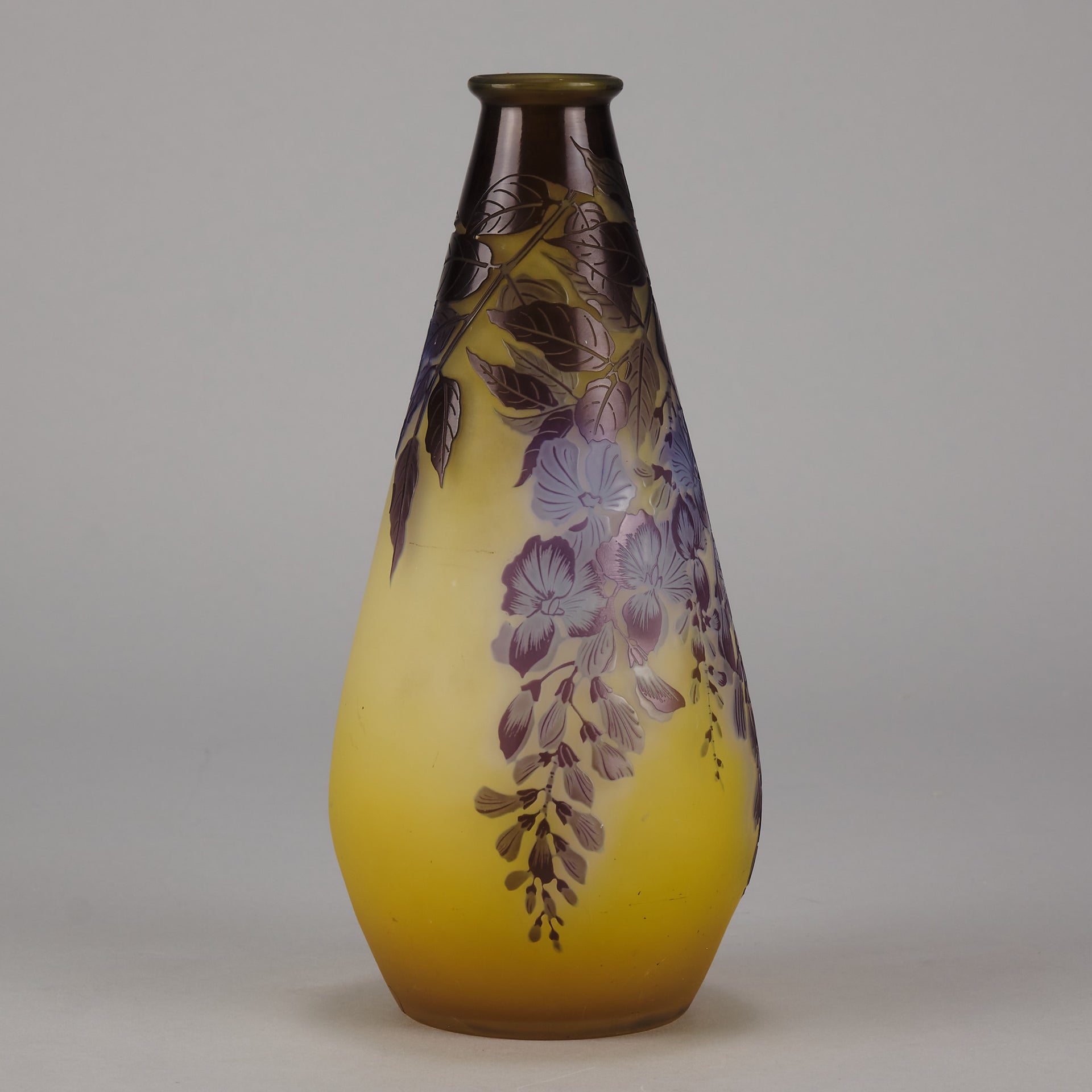 Galle hanging Wisteria vase
