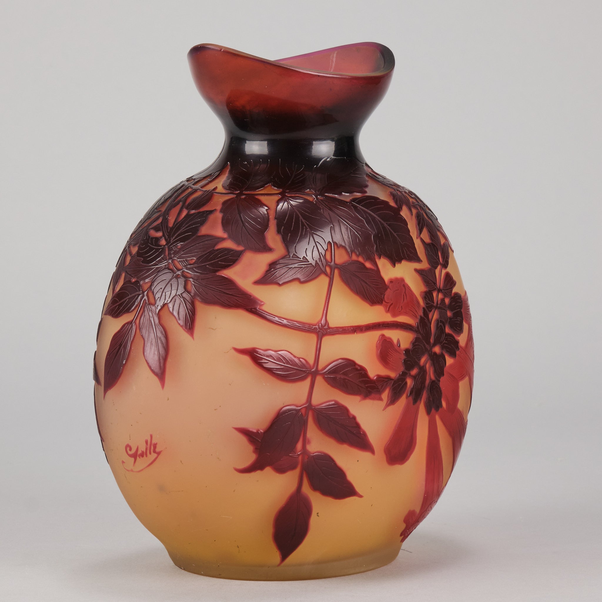 御値引◉ Emile Gallé: Keramik, Glas und Möbe Emile Galle Moon Vase - Emile Galle Glass - Hickmet Fine Arts