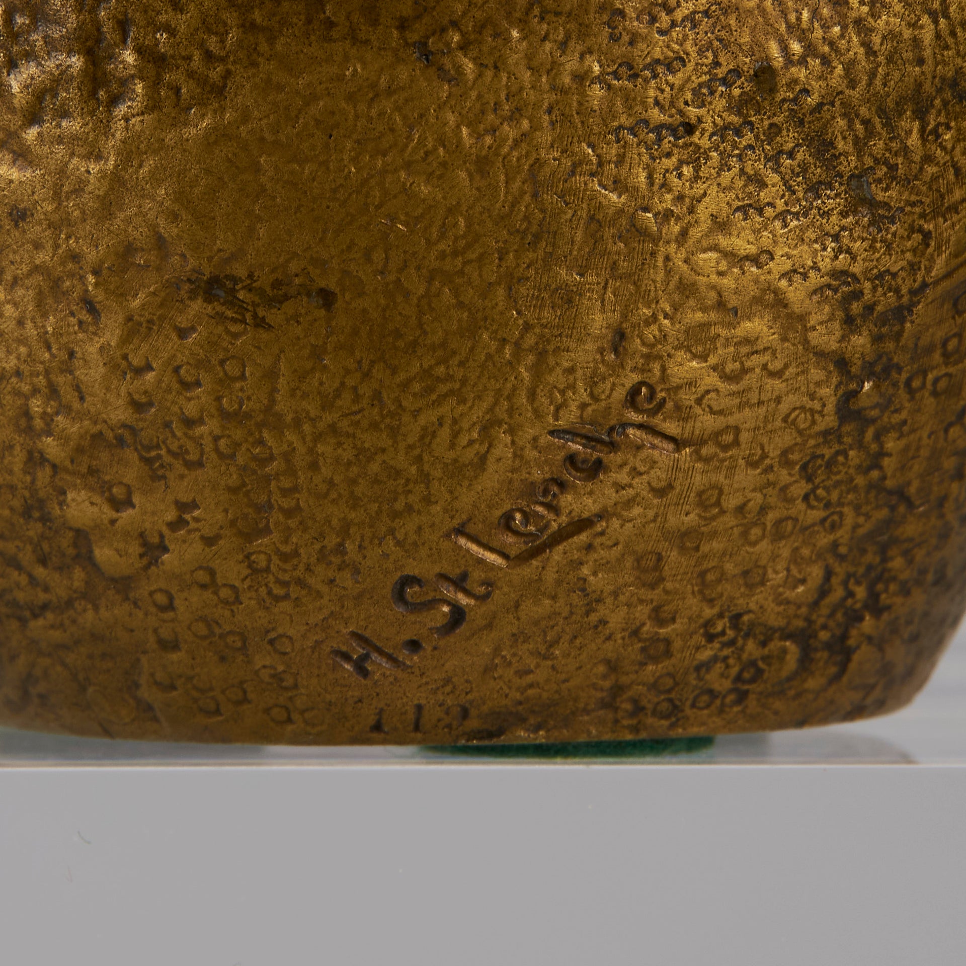 Bronze Children singing