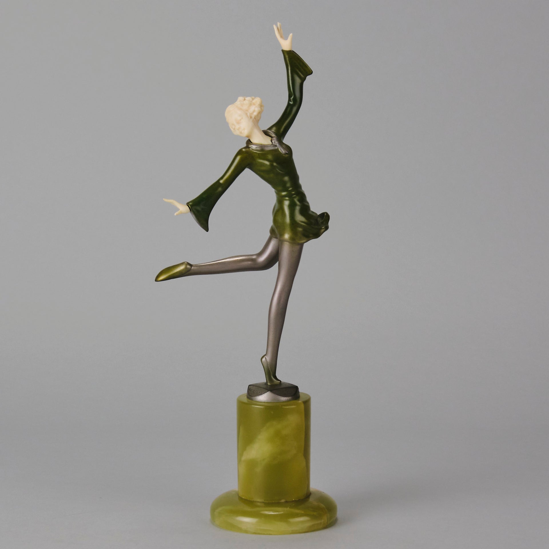 Art deco figurines – Lorenzl – Dancer - Antique Bronze - Art Deco Sculpture - Bronze statues for sale - art deco statues 1930s - art deco bronze figurines - antique bronze figures - bronze figurines for sale - Art Deco Bronze - genuine art deco figurines - Art Deco Bronze Lady - Antique bronze statues - Antique bronze sculptures for sale - Art Deco sculptures for sale – Hickmet Fine Arts