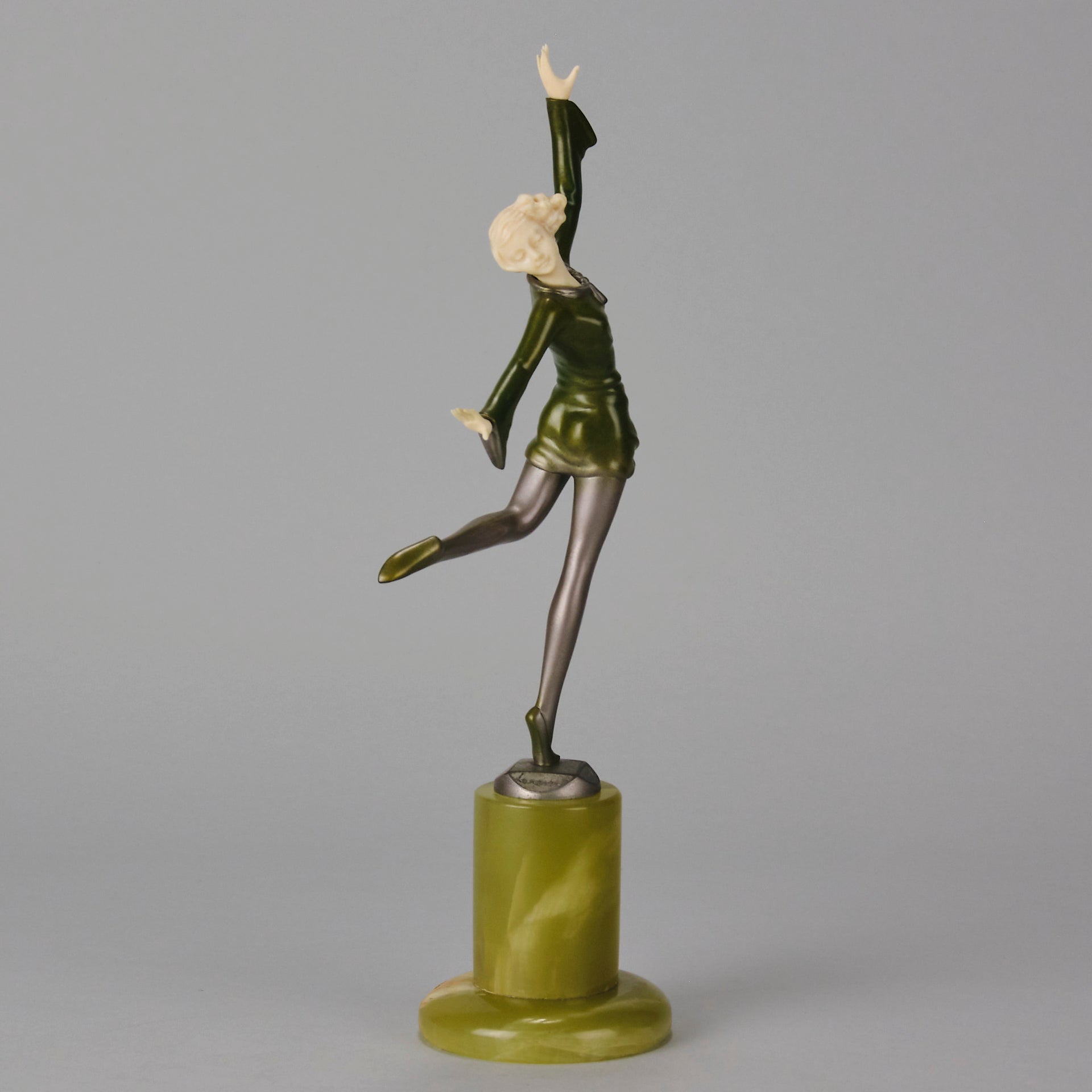 Art deco figurines – Lorenzl – Dancer - Antique Bronze - Art Deco Sculpture - Bronze statues for sale - art deco statues 1930s - art deco bronze figurines - antique bronze figures - bronze figurines for sale - Art Deco Bronze - genuine art deco figurines - Art Deco Bronze Lady - Antique bronze statues - Antique bronze sculptures for sale - Art Deco sculptures for sale – Hickmet Fine Arts