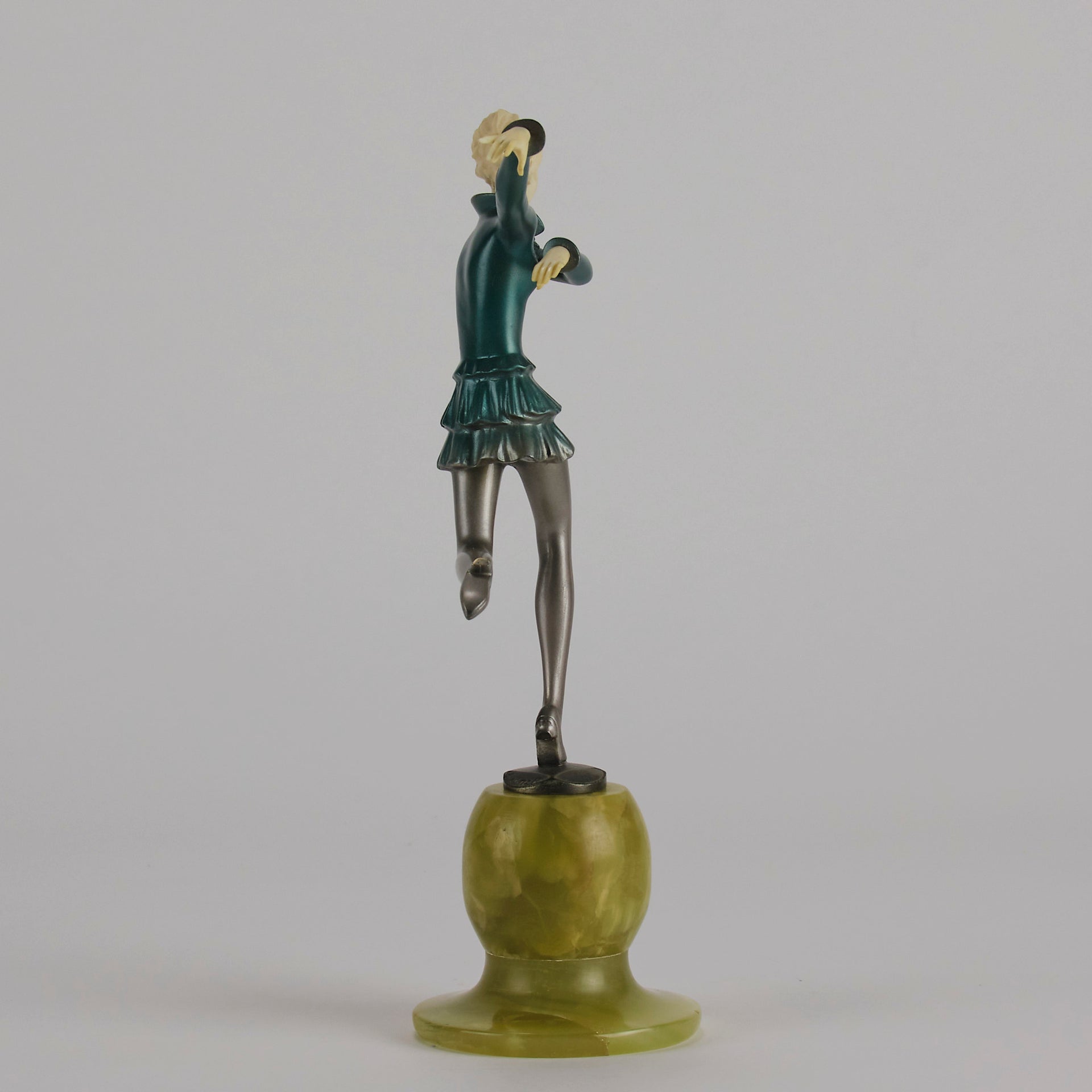 Art deco figurines – Lorenzl – Running Girl - Antique Bronze - Art Deco Sculpture - Bronze statues for sale - art deco statues 1930s - art deco bronze figurines - antique bronze figures - bronze figurines for sale - Art Deco Bronze - genuine art deco figurines - Art Deco Bronze Lady - Antique bronze statues - Antique bronze sculptures for sale - Art Deco sculptures for sale – Hickmet Fine Arts