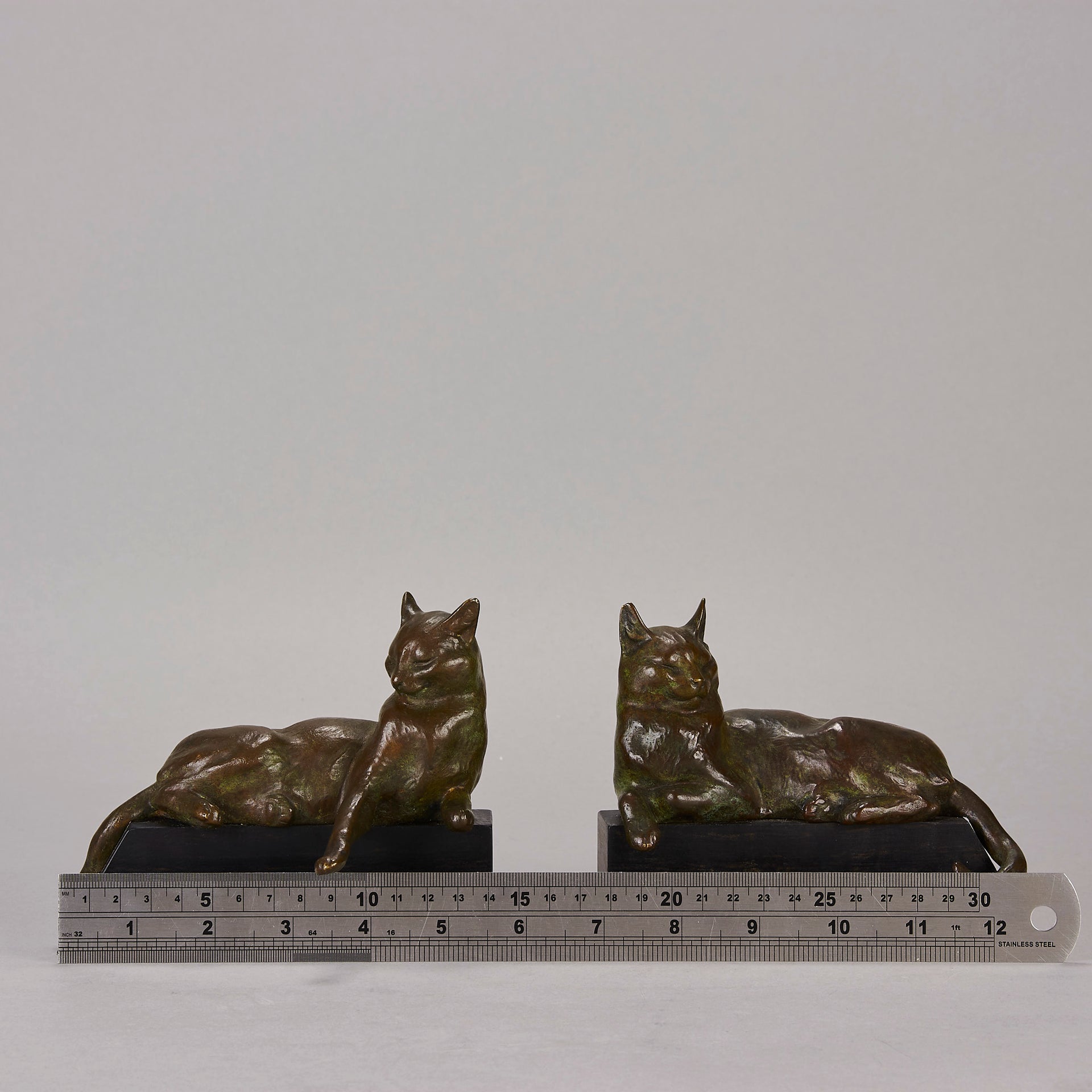 Riche bronze cats - Art Deco sculptures for sale - Dec0 Bronze - Hickmet Fine Arts