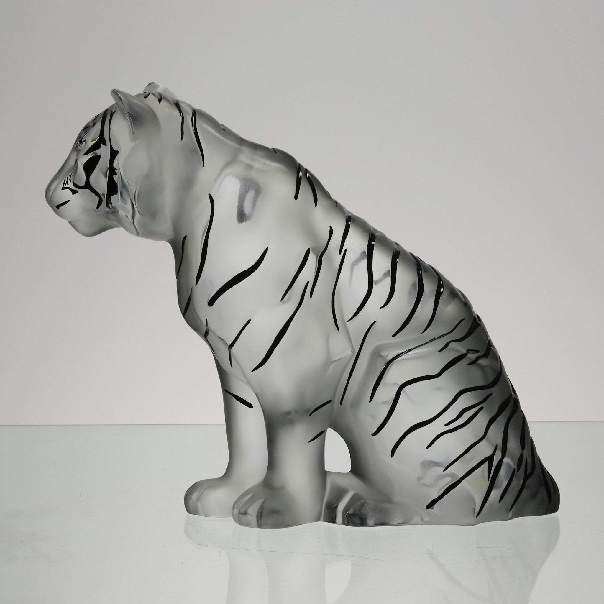 Lalique Tiger - Lalique Glass - Hickmet Fine Arts