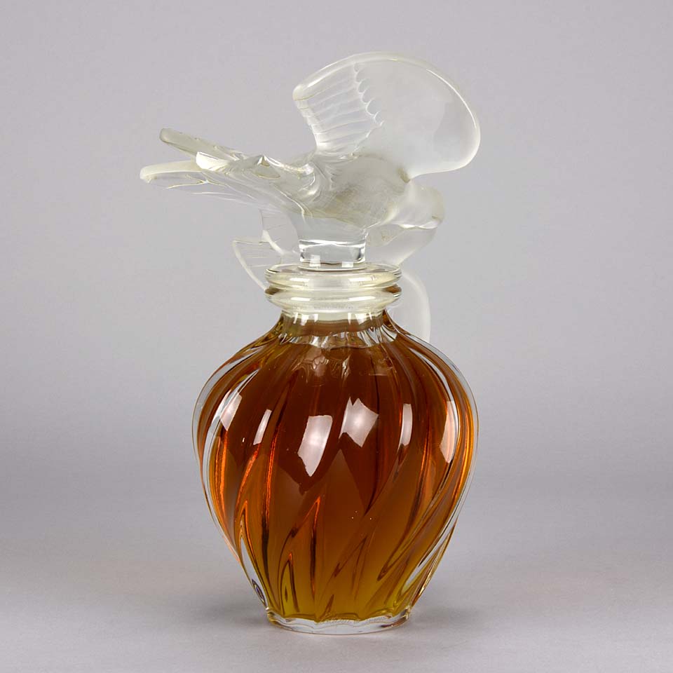 L'Air du Temps Scent Bottle by Lalique
