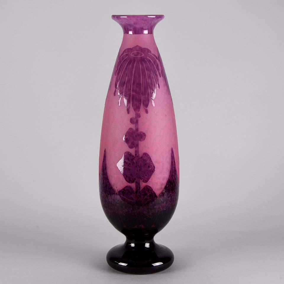 Le Verre Francais Vase Décor Dahlia