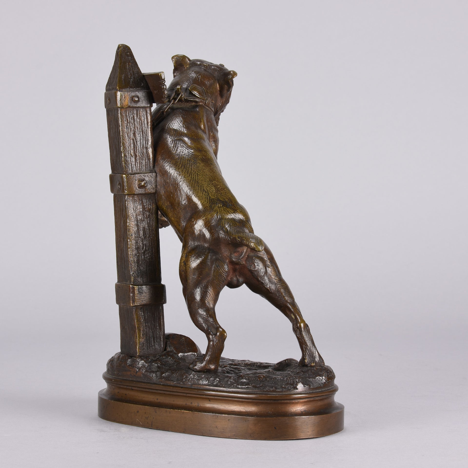 bronze hound lecourtier