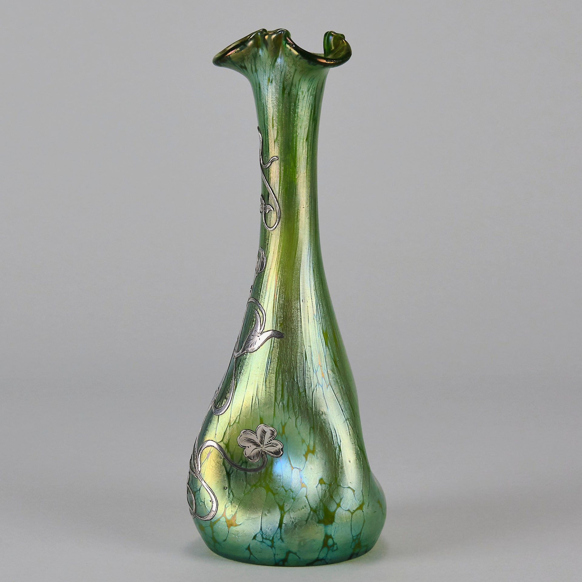 Trefoil Loetz Vase - Loetz Glass - Art Nouveau Glass - Hickmet Fine Arts 