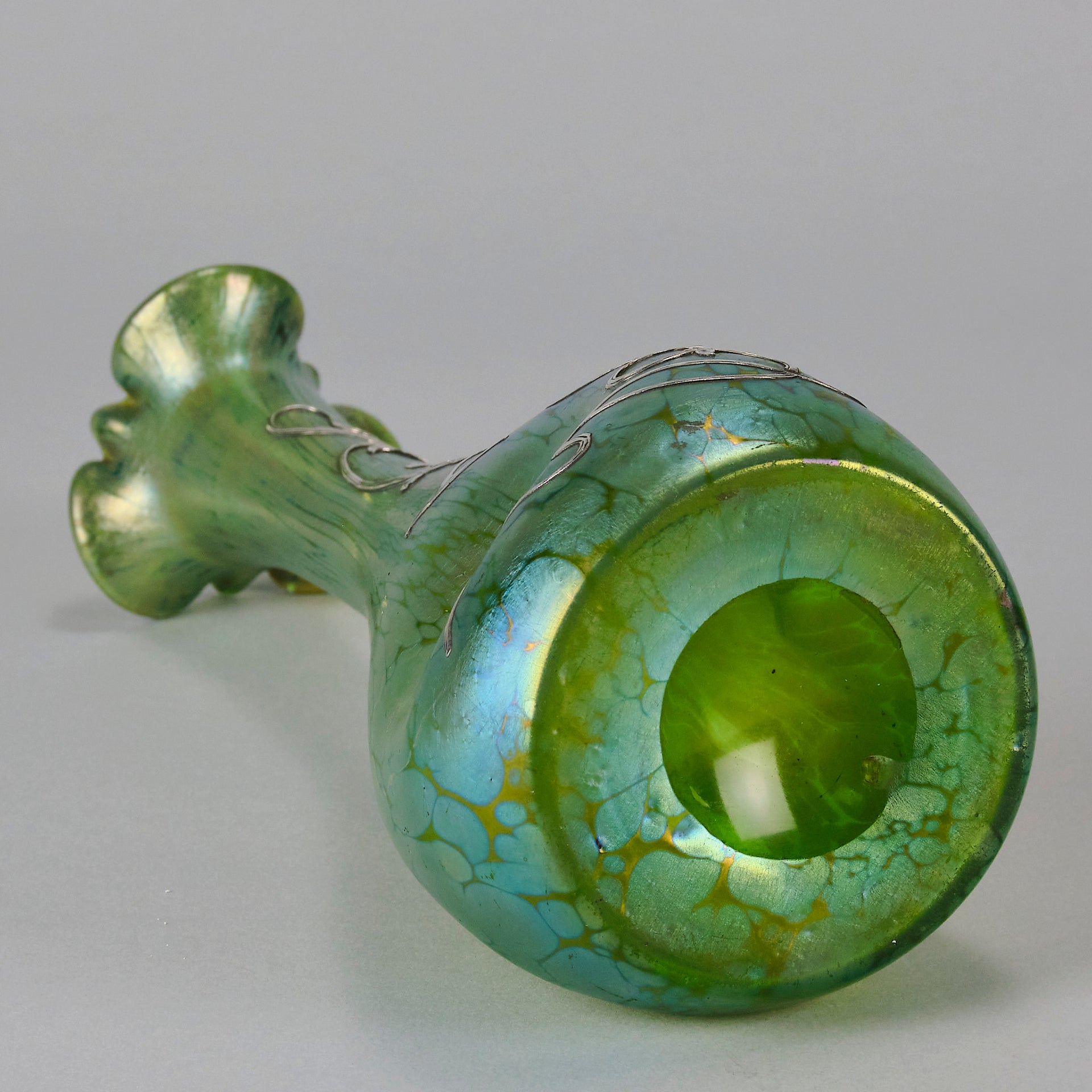 Trefoil Loetz Vase - Loetz Glass - Art Nouveau Glass - Hickmet Fine Arts 