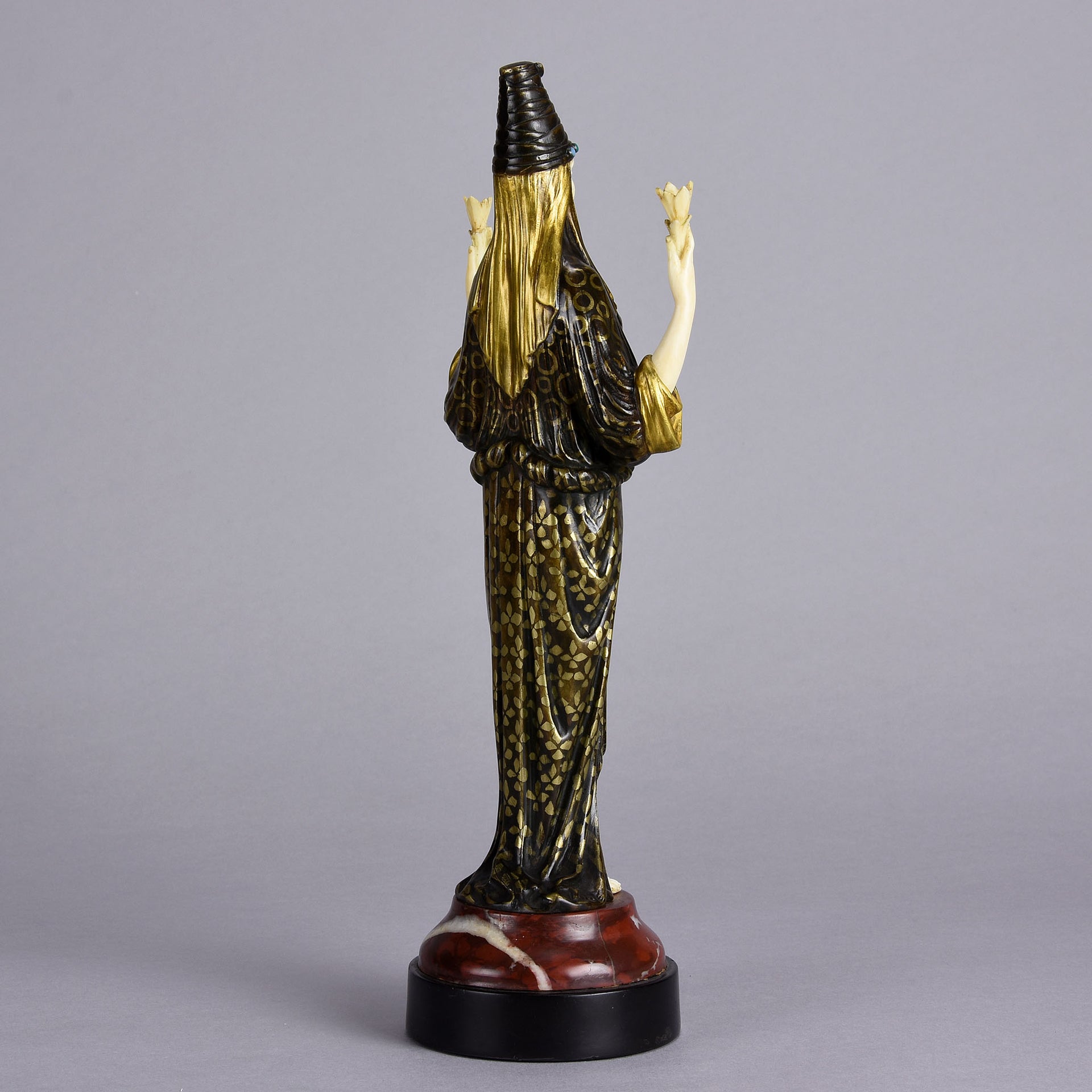 High Priestess - Art Deco Bronze Sculpture - Luce