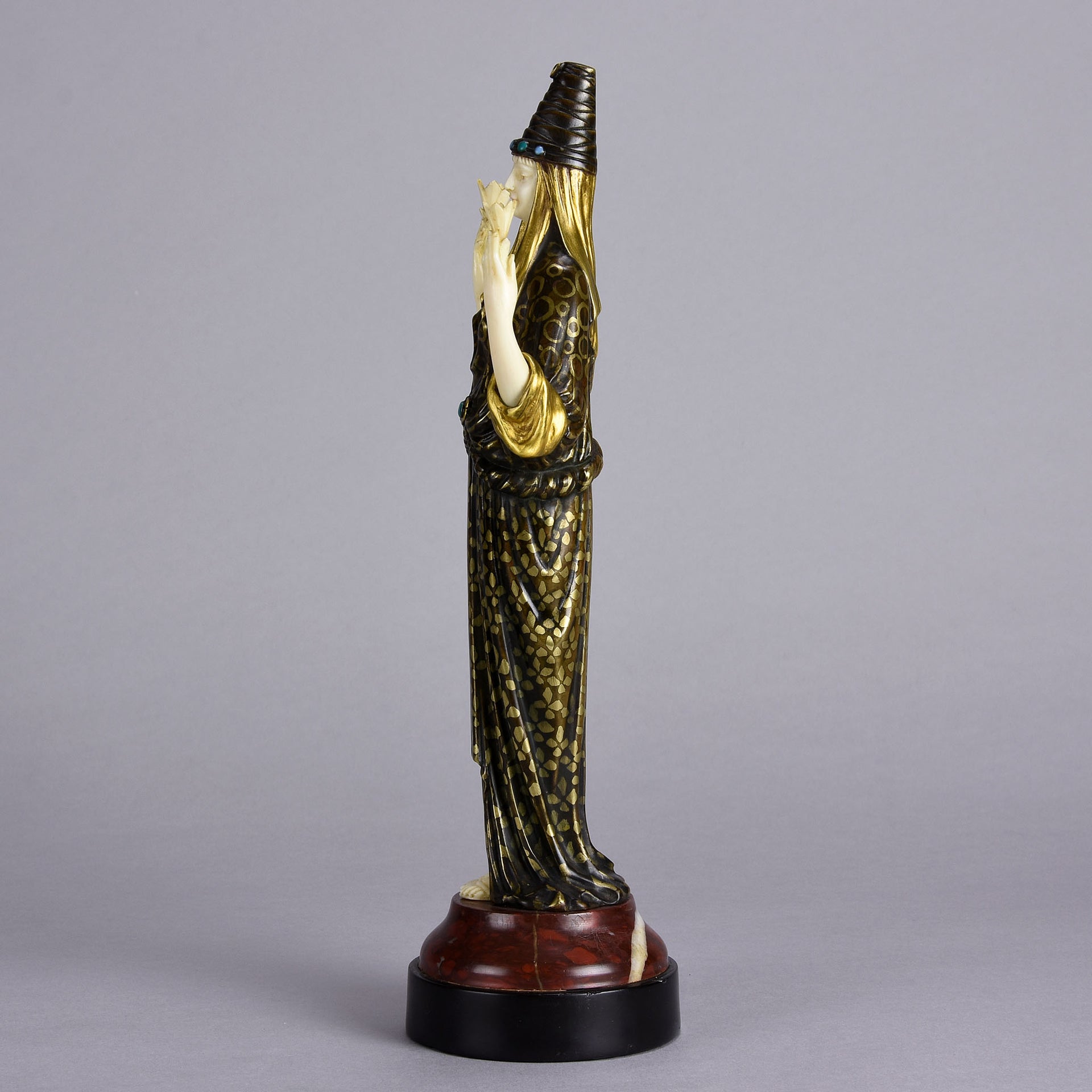 High Priestess - Art Deco Bronze Sculpture - Luce