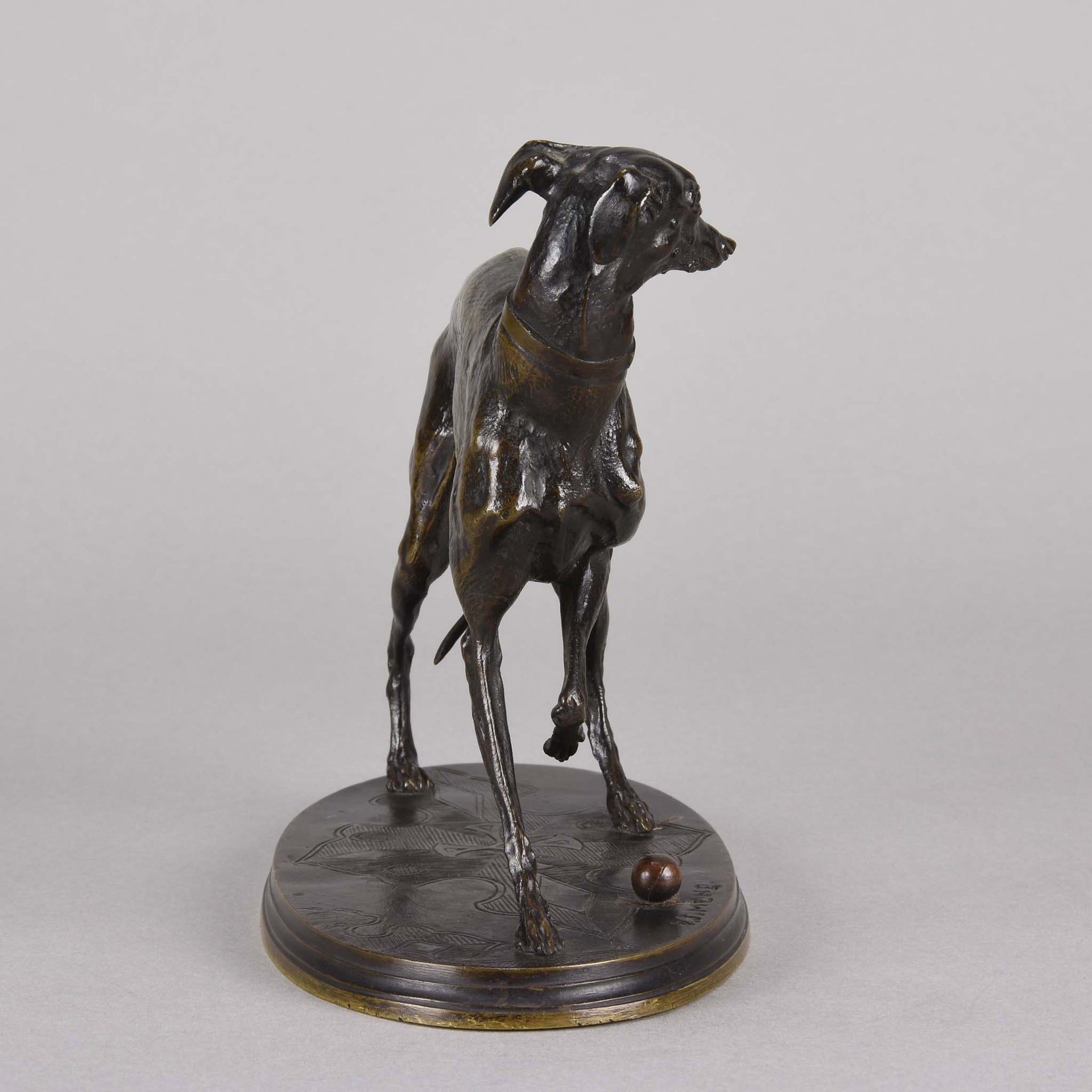 Mene bronze whippet Jiji