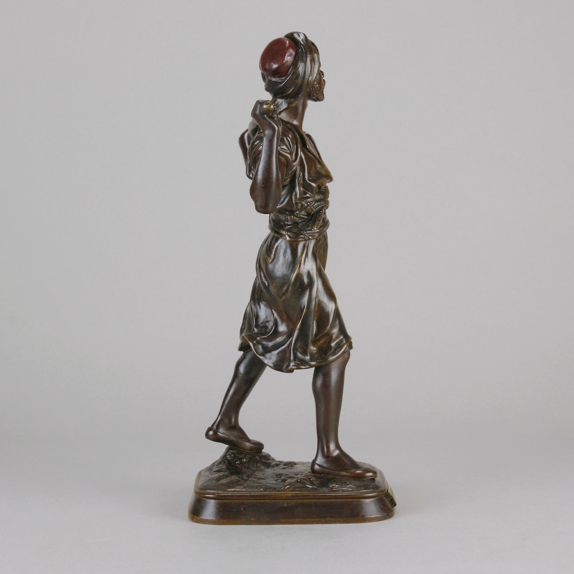 Arabe en Marche Bronze by Pinedo