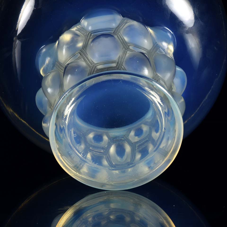 R Lalique Beautreillis Vase