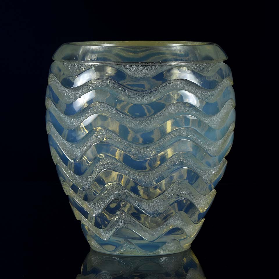 René Lalique Méandres Vase