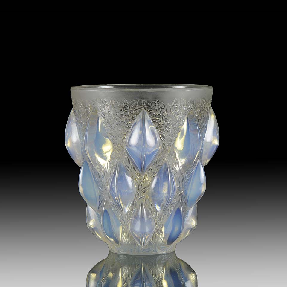 René Lalique “Rampillon” Vase