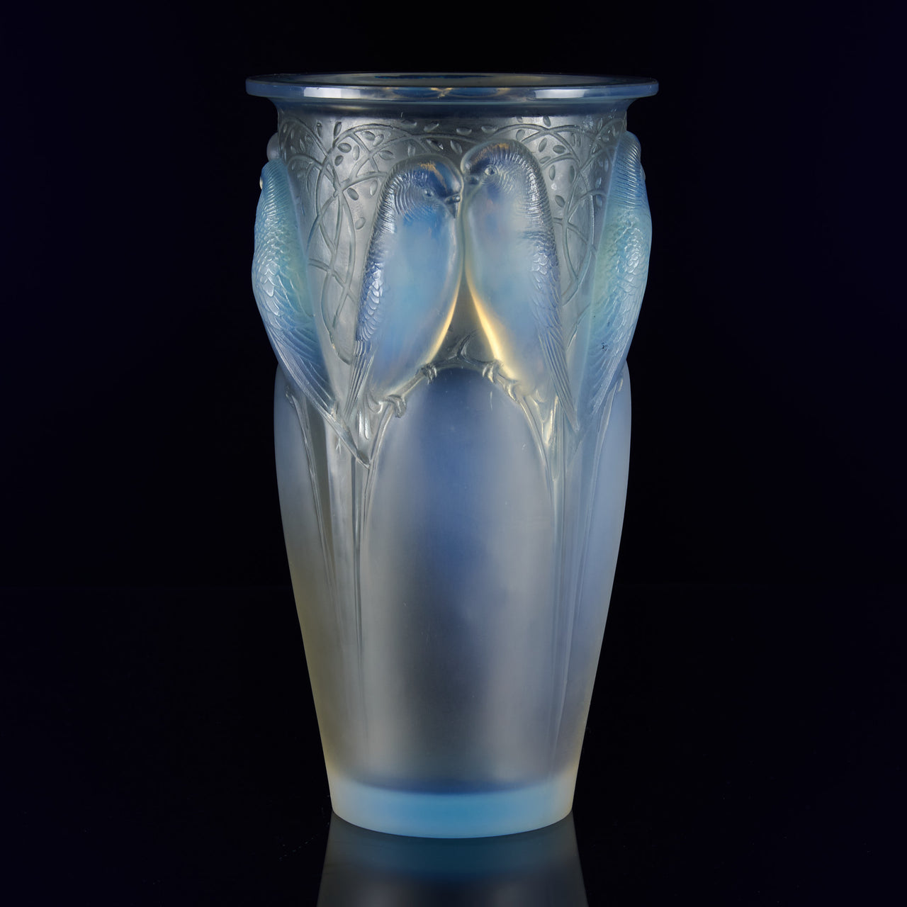 "Ceylan Vase" by René Lalique