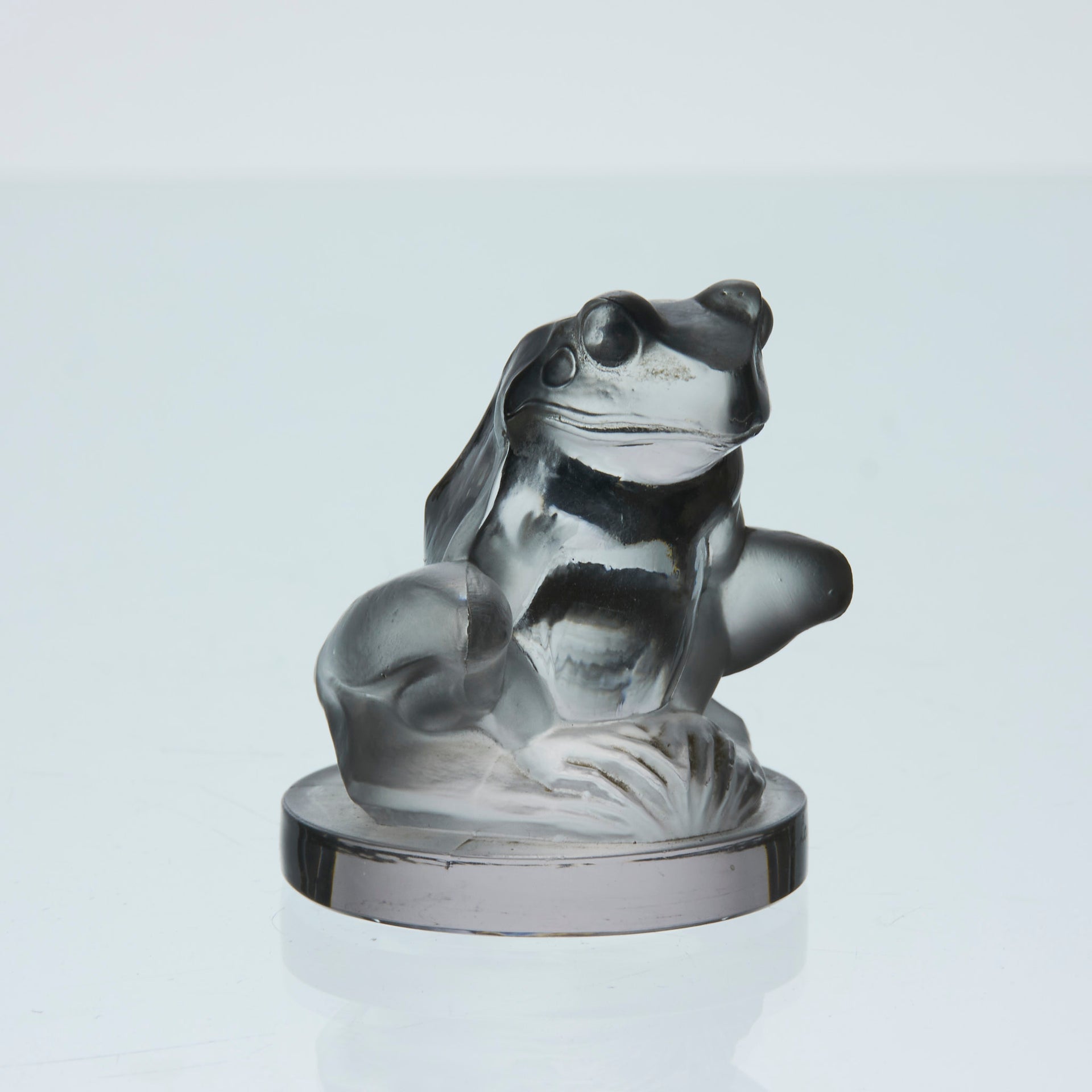 Lalique grenouille car mascot