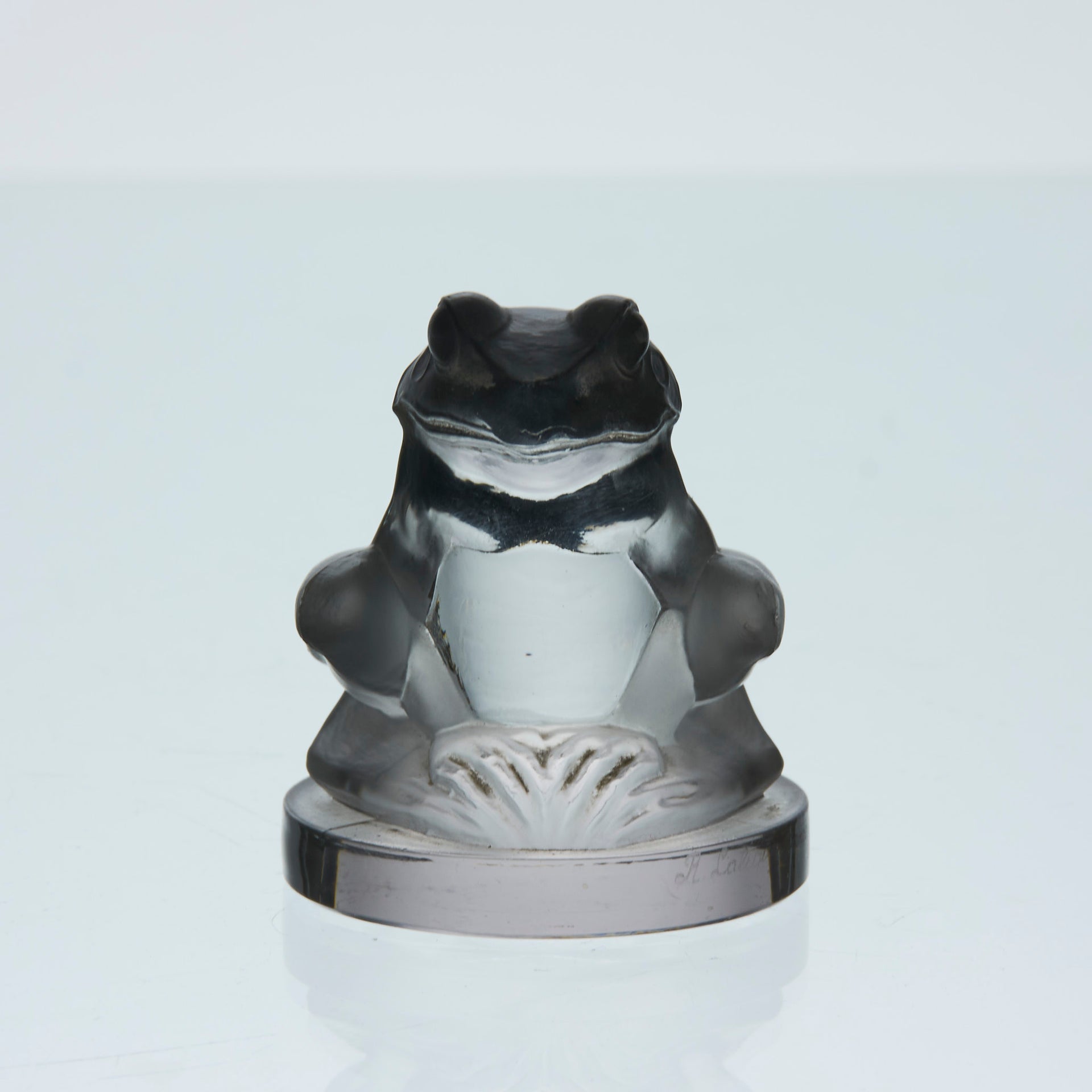 Lalique grenouille car mascot
