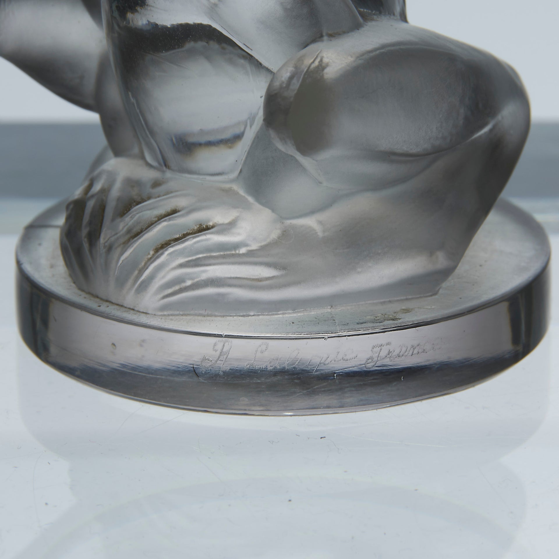 Lalique grenouille car mascot