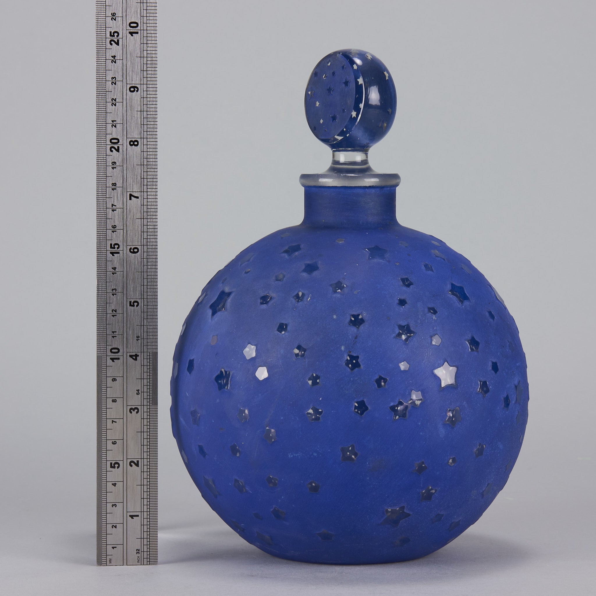 Rene Lalique Worth Scent Bottle - Hickmet Fine Arts - Lalique for sale