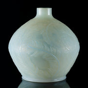 Plumes an exquisite early 20th Century French Art Deco opalescent glass vase by Rene Lalique with a striking floating feather design with a sky blue colour