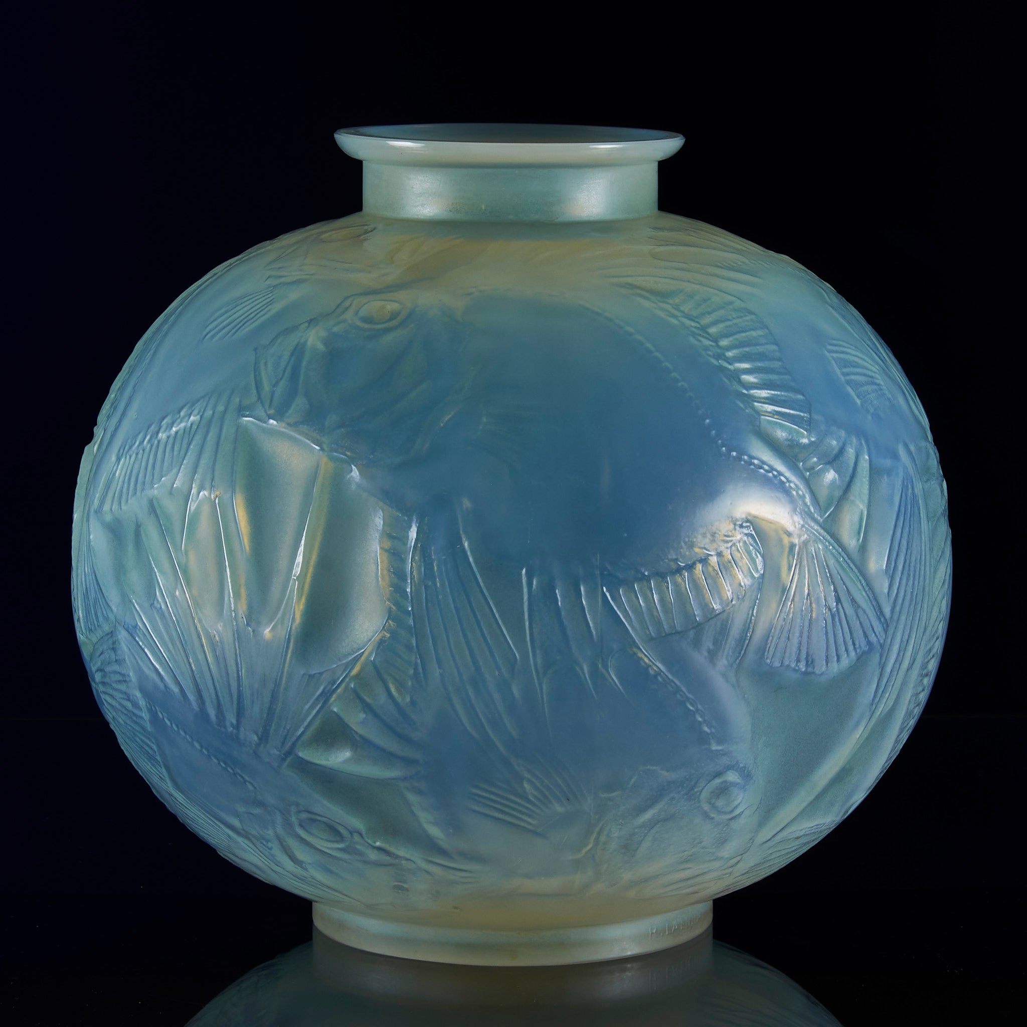 Rene Lalique Glass - Lalique Poissons vase - Hickmet Fine Arts