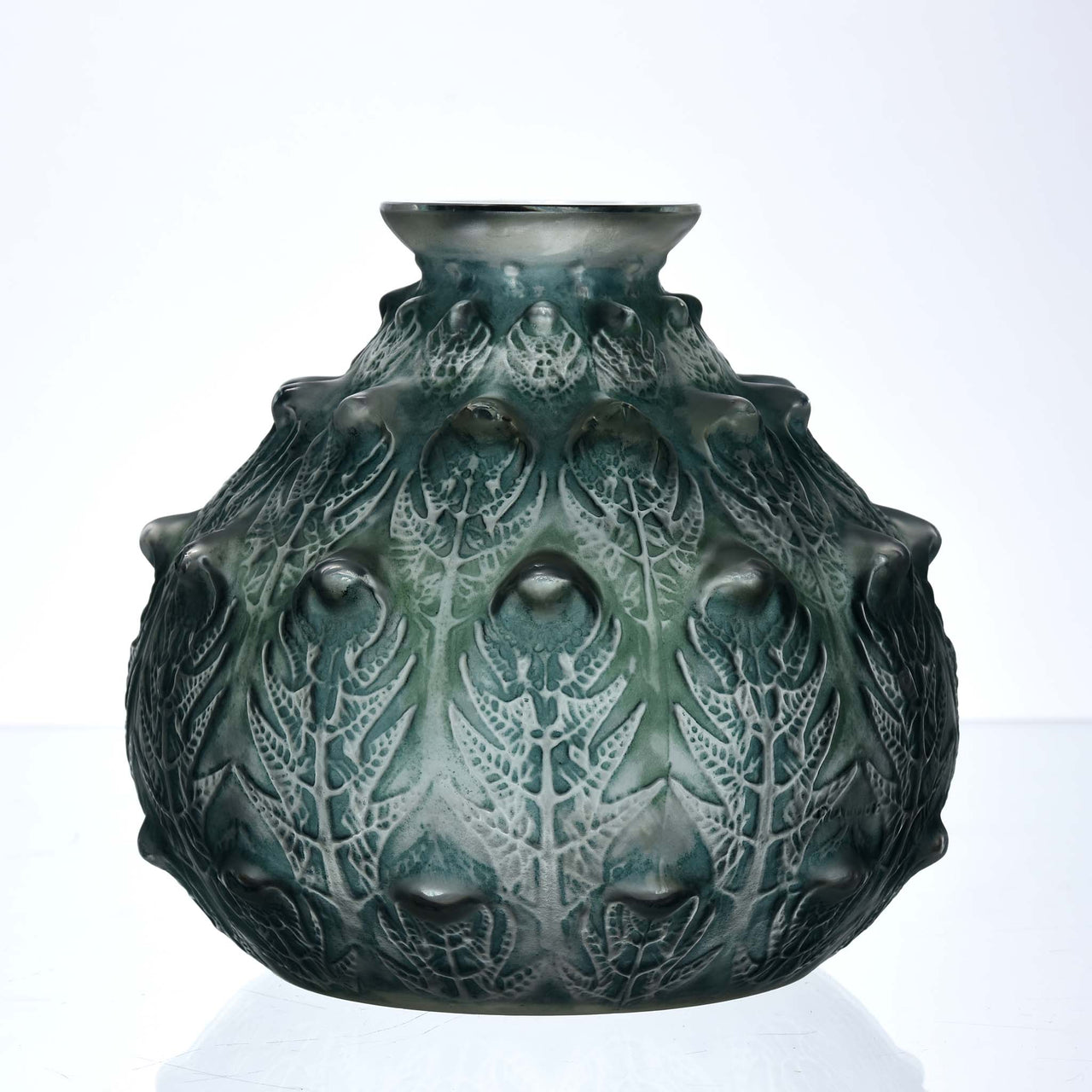 "Fougères Vase" by René Lalique