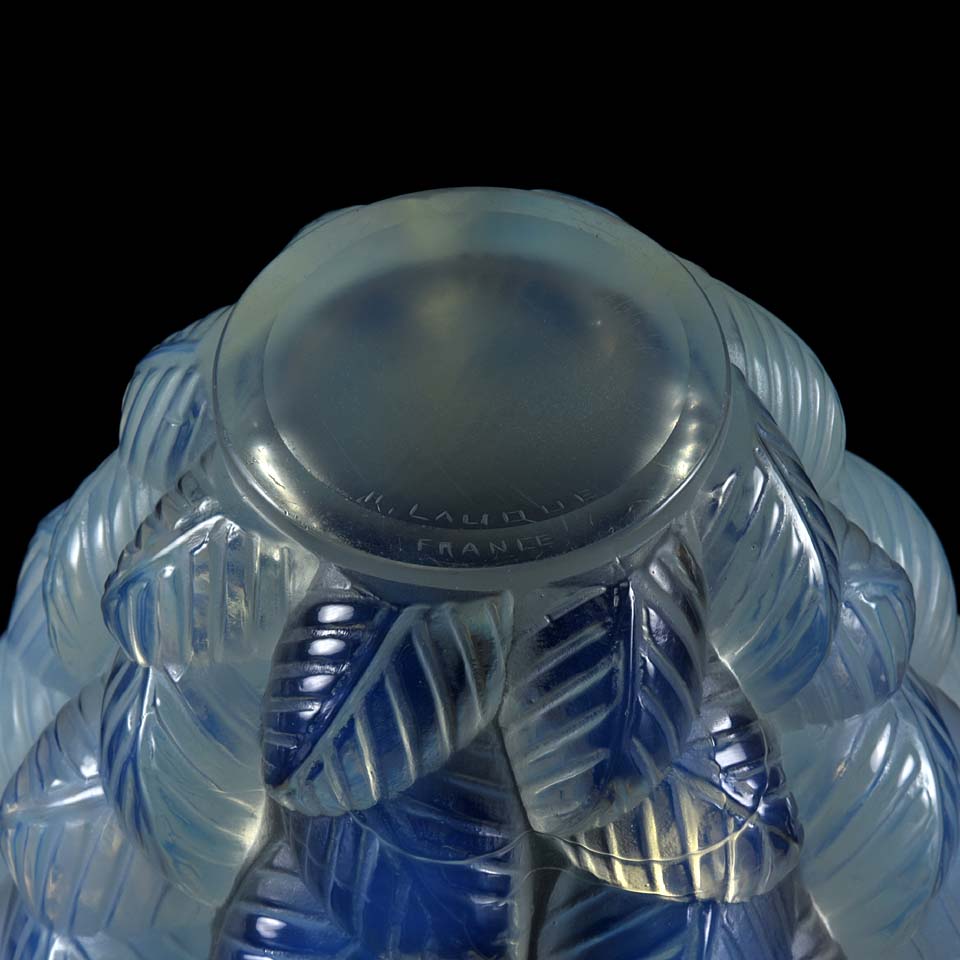 René Lalique Moissac Vase 