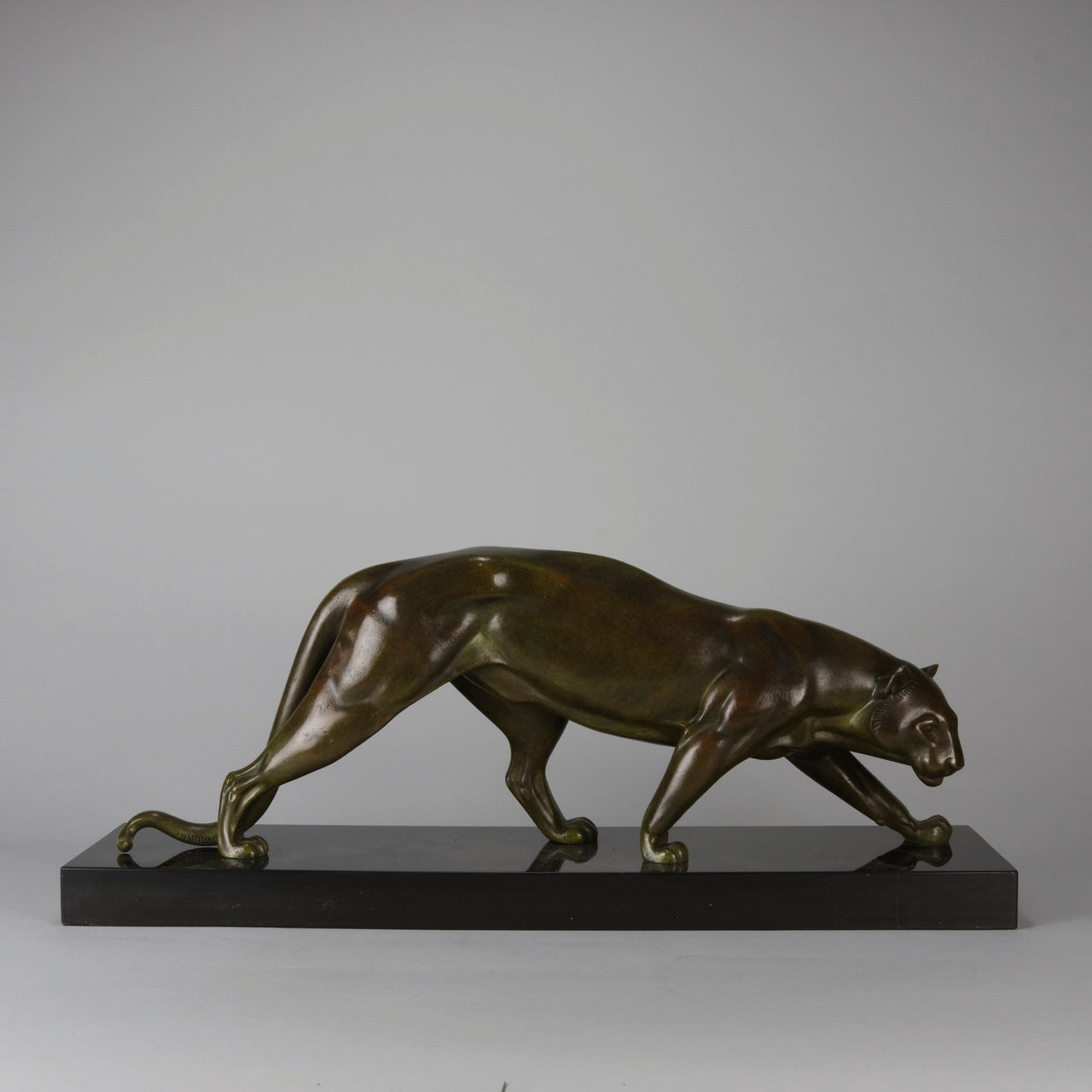 Rochard Bronze “Panthère Marchant” - Animaliers - Antique Bronze - Hickmet Fine Arts 