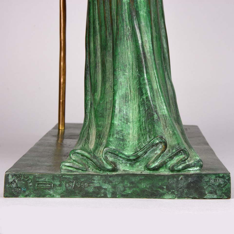 Salvador Dali “Alice in Wonderland”