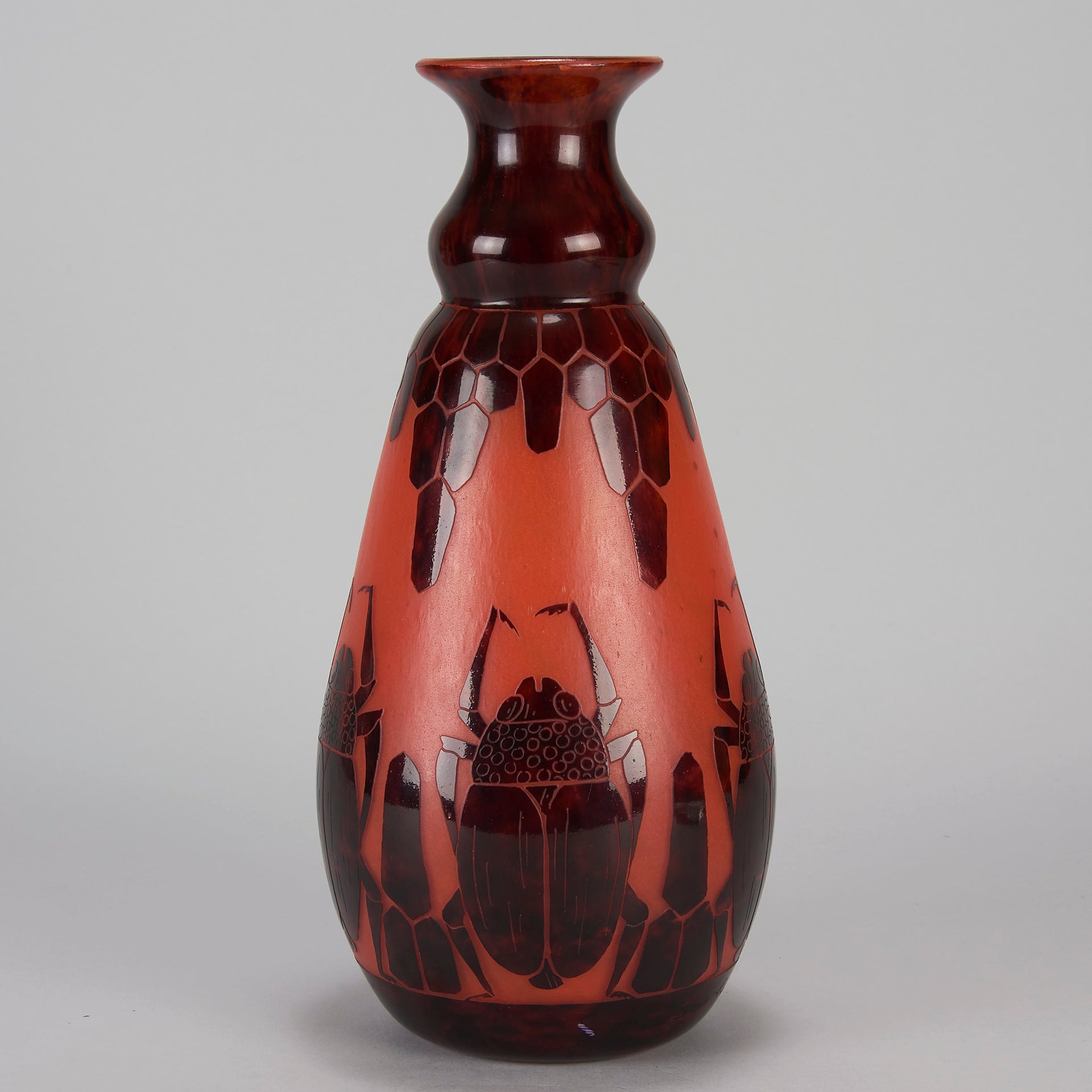 Le Verre Francais Schneider Scarab vase