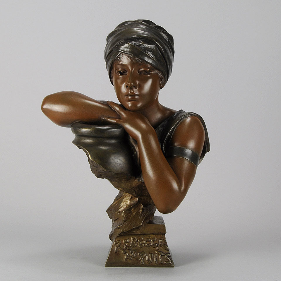 'Rebeca Au Putis' by Villanis